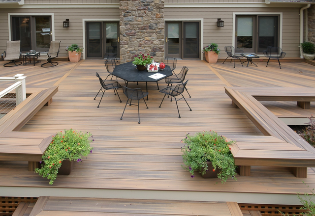 backyard decking with dinner table